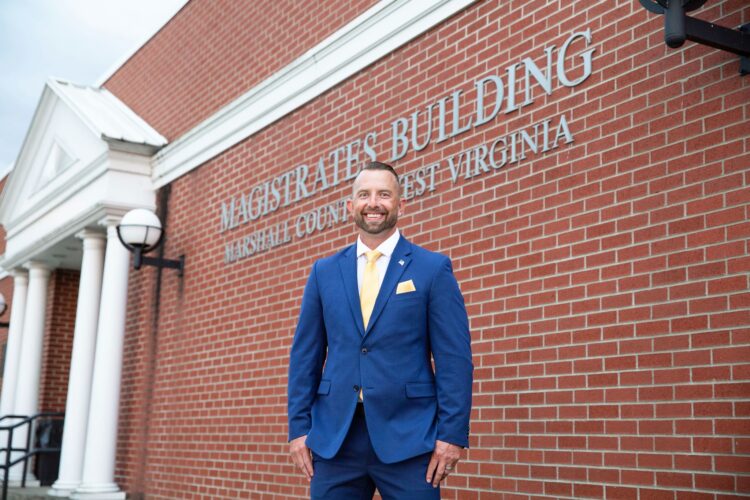 Moundsville wv christmas parade route 2025